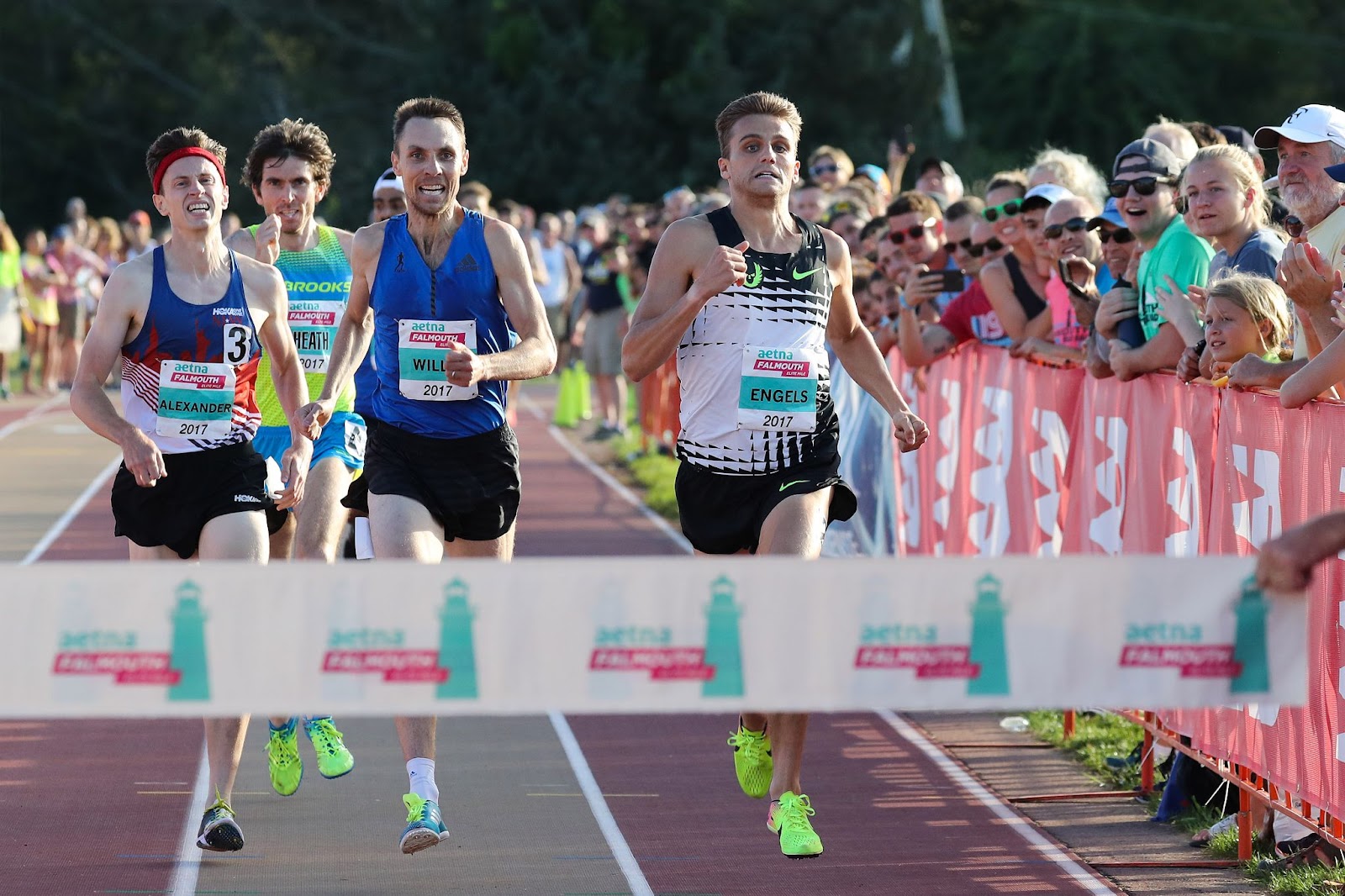 Olympians, Two-Time Men's Champion and 2018 Women's Runner-Up Lead 25th  Falmouth Elite Mile Field - Running USA